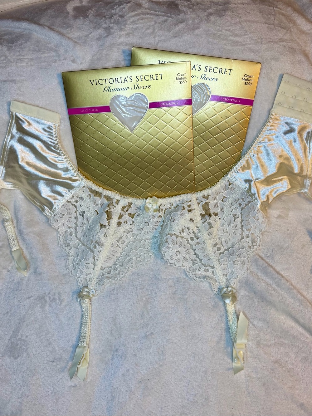 Victoria's Secret Ivory Lace Satin Garter Belt with Bow Accents